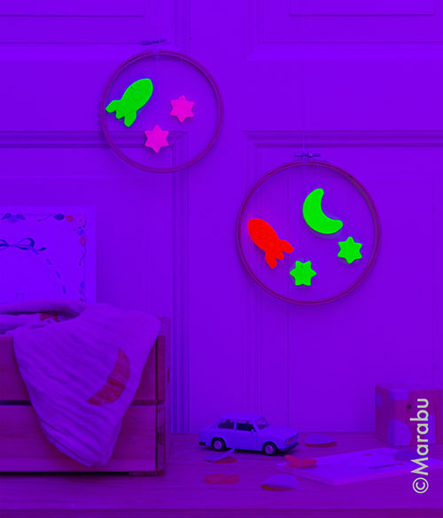 Флуоресцентна светеща в тъмното боя Glow in the dark комплекти Marabu